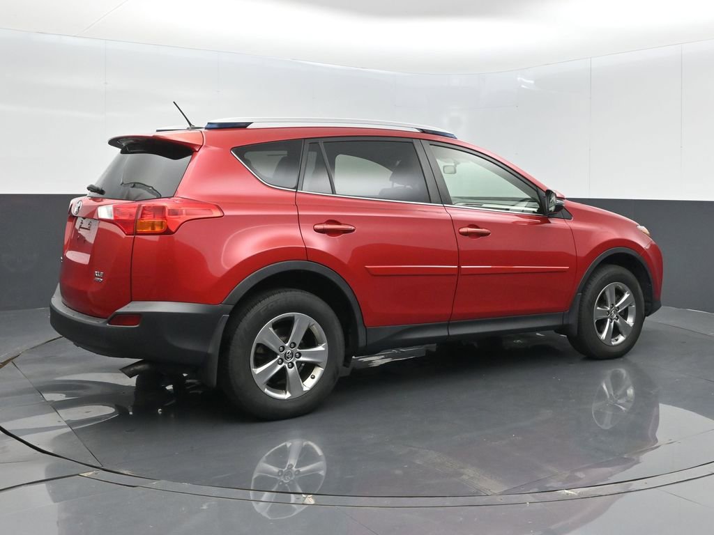 Used 2015 Toyota RAV4 XLE AWD/4WD image 8