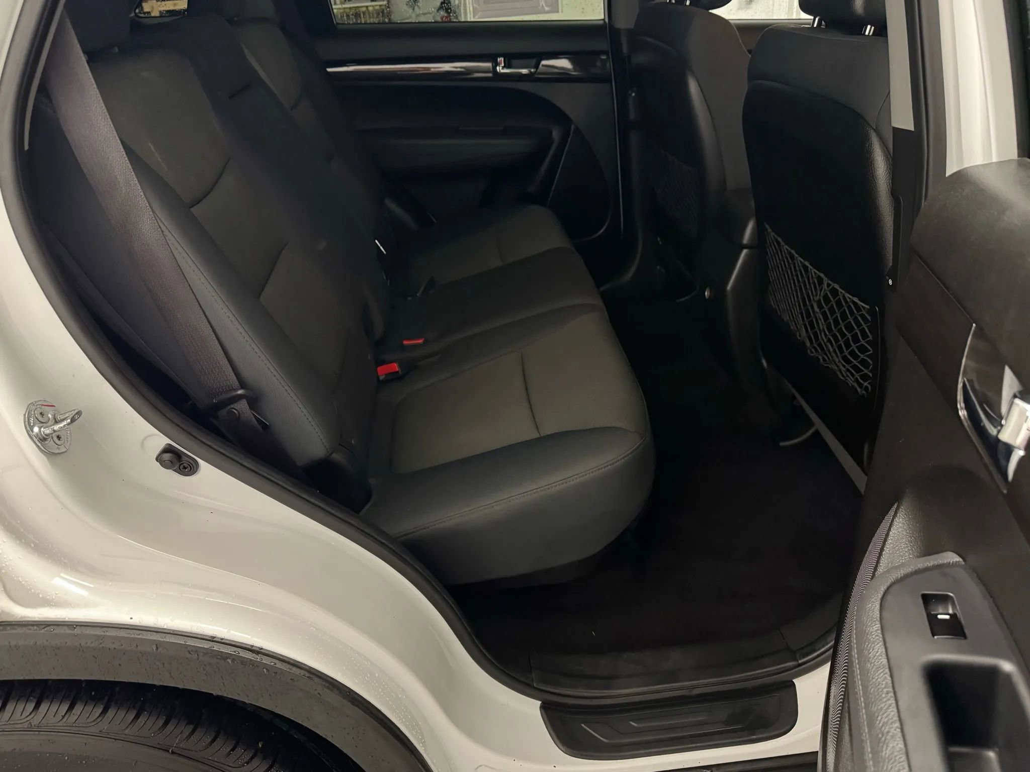 Used 2013 Kia Sorento LX w/ Convenience Pkg image 35