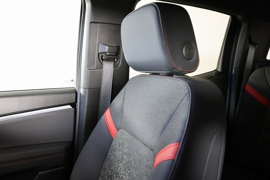 Used 2024 Chevrolet Colorado Z71 w/ Z71 Convenience Package 2 image 36