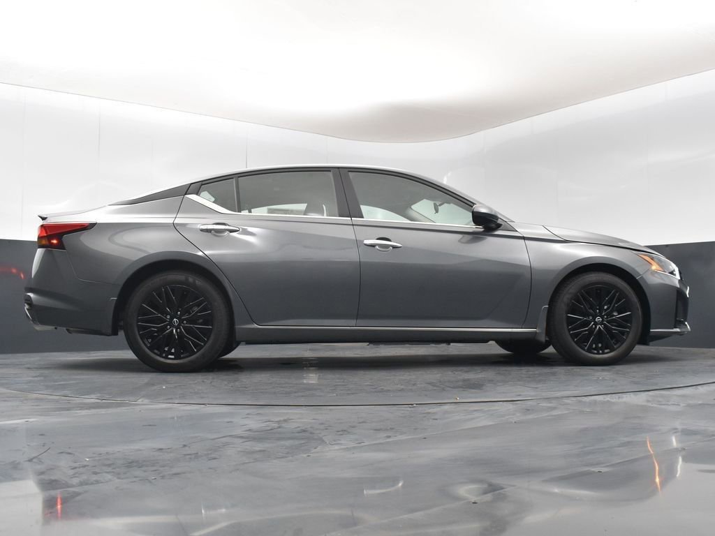 New 2025 Nissan Altima 2.5 SV w/ SV Special Edition Package image 42
