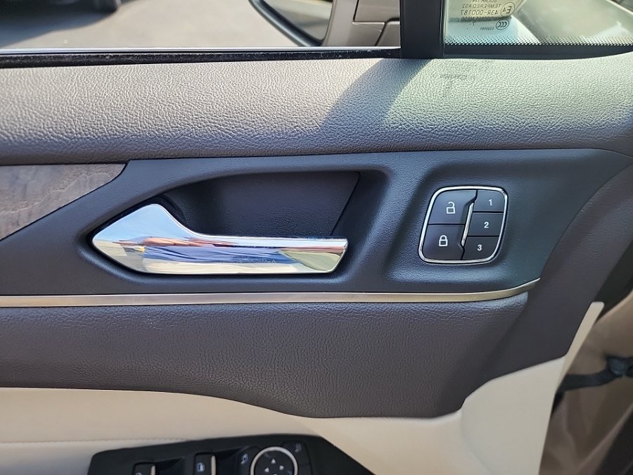 Used 2019 Lincoln MKC Reserve w/ MKC Climate Package AWD/4WD image 31