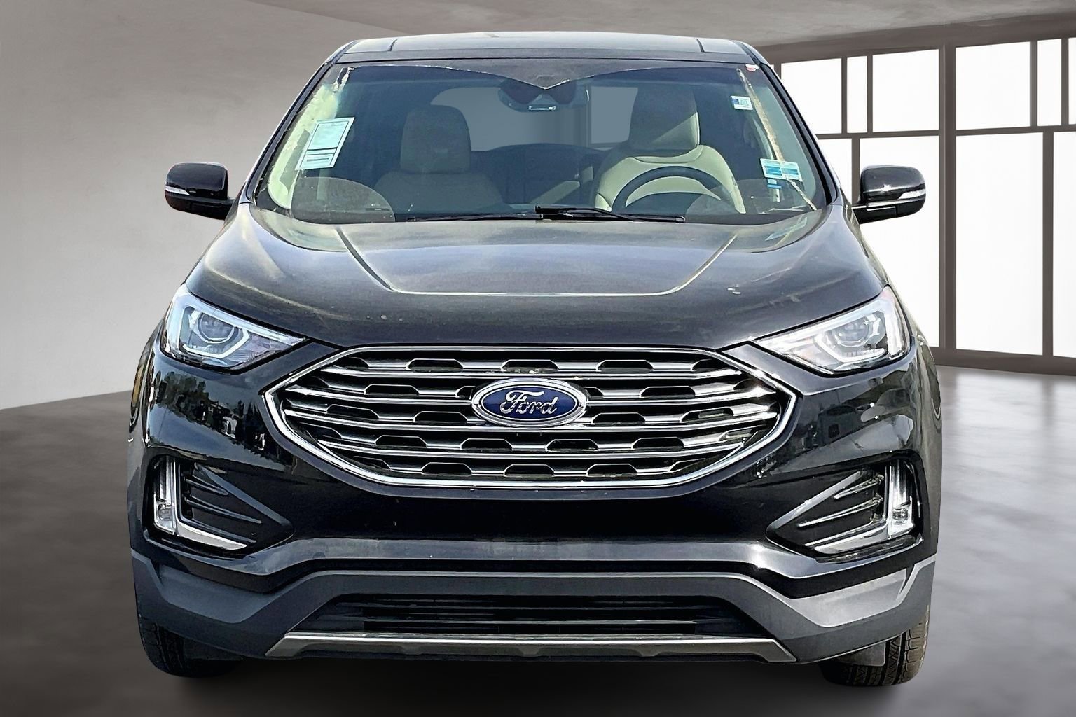 Used 2020 Ford Edge SEL w/ Cold Weather Package image 2
