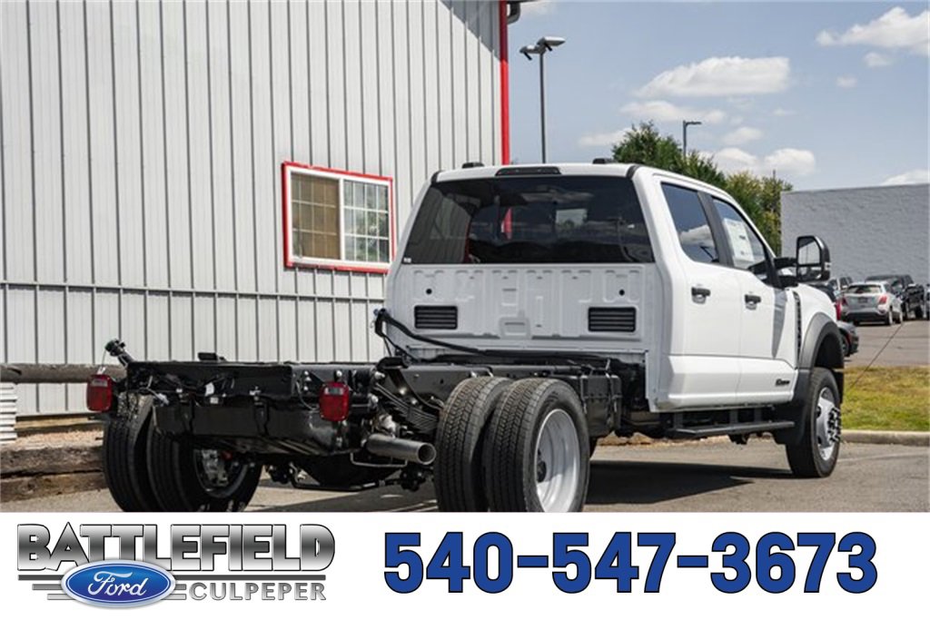 New 2026 Ford F550 4x4 Crew Cab image 4