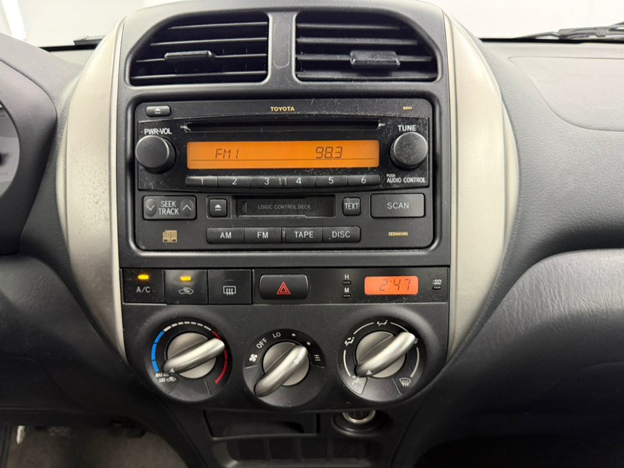 Used 2005 Toyota RAV4 2WD image 49