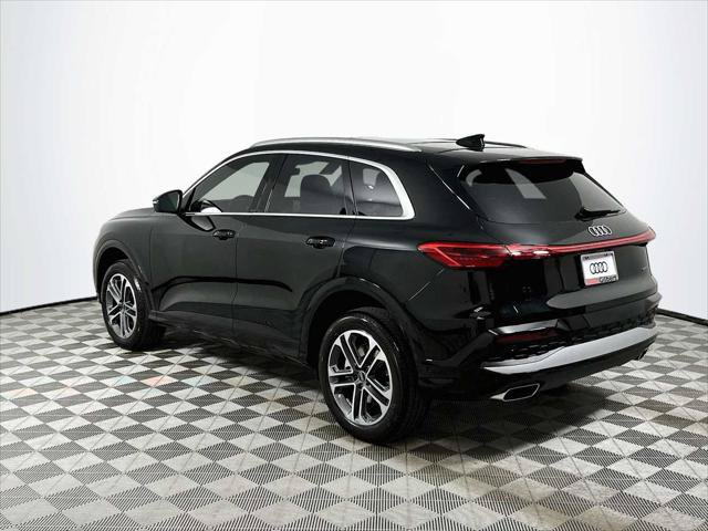 Certified 2025 Audi Q5 Premium w/ Convenience Package AWD/4WD image 5