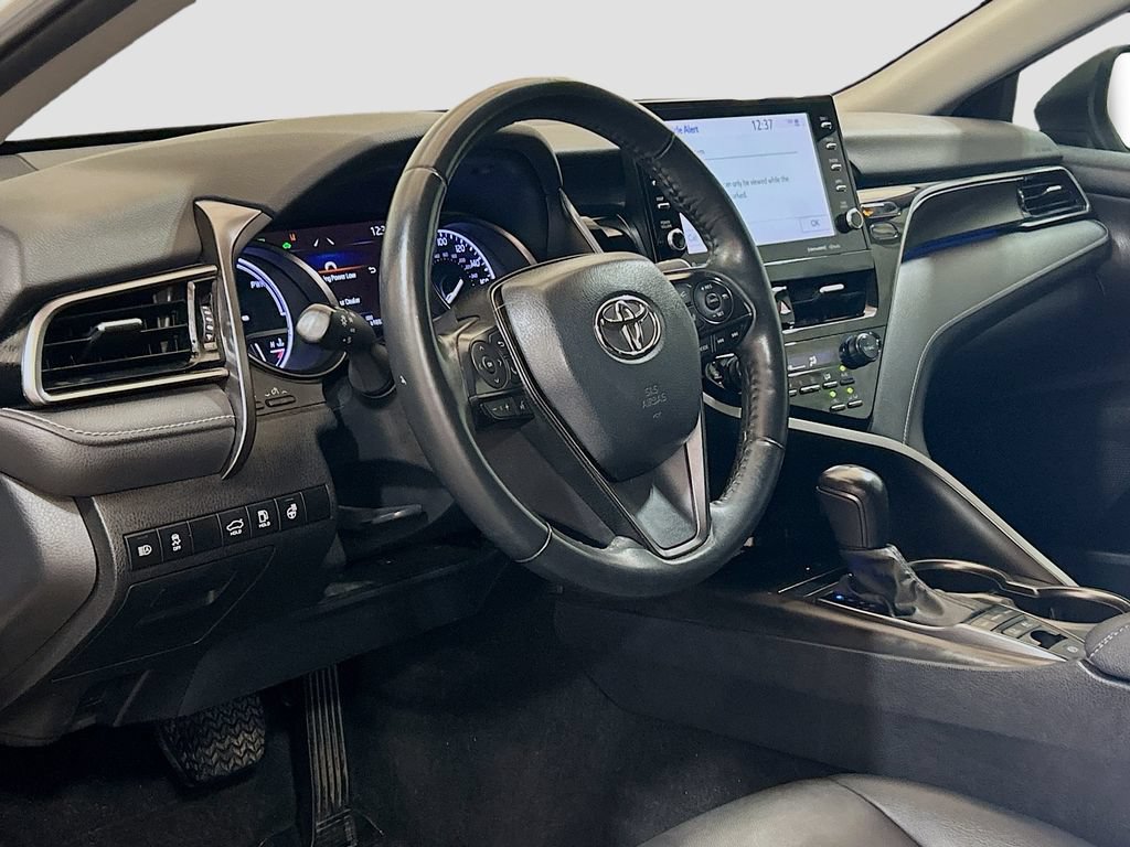Used 2022 Toyota Camry XSE w/ Cold Weather Package FWD image 7