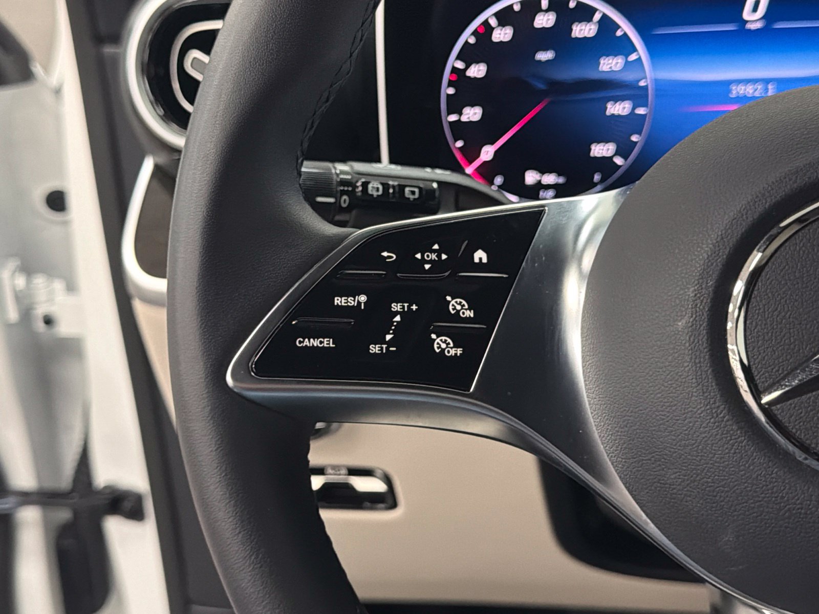 Certified 2026 Mercedes-Benz GLC 300 image 28