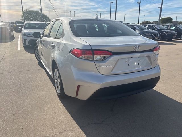 Used 2025 Toyota Corolla LE image 5
