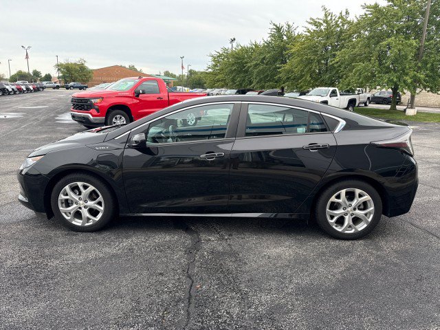 Used 2017 Chevrolet Volt Premier FWD image 6