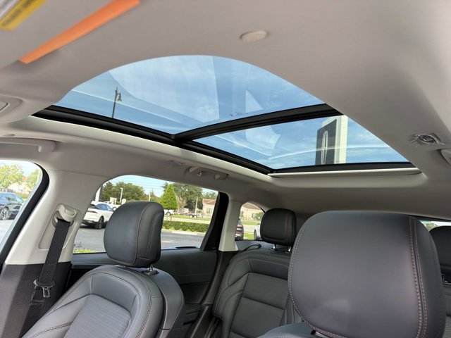New 2026 Lincoln Nautilus Reserve AWD/4WD image 29