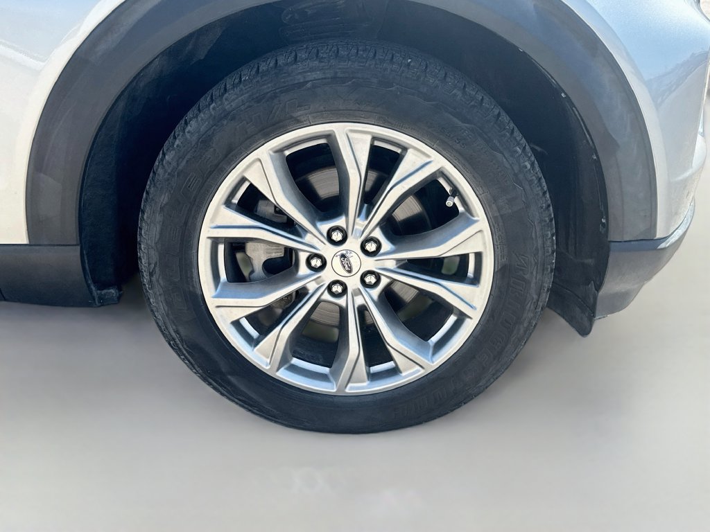 Used 2021 Ford Explorer Limited w/ Equipment Group 301A RWD image 22
