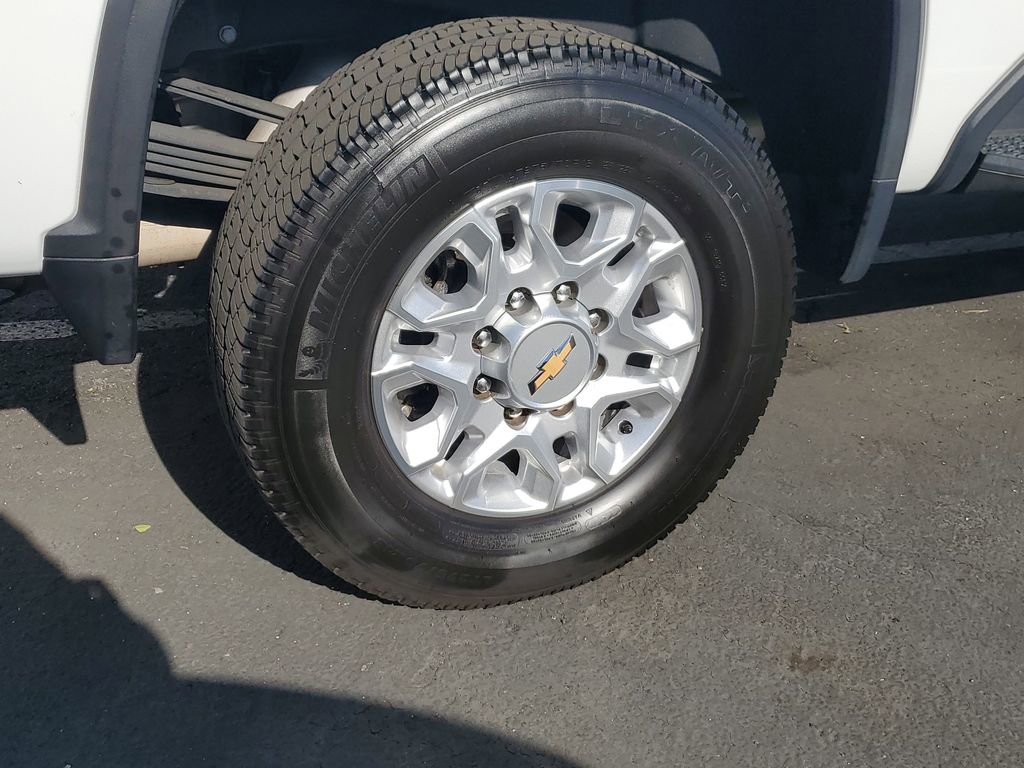 Used 2024 Chevrolet Silverado 2500 LTZ w/ LTZ Premium Package image 7