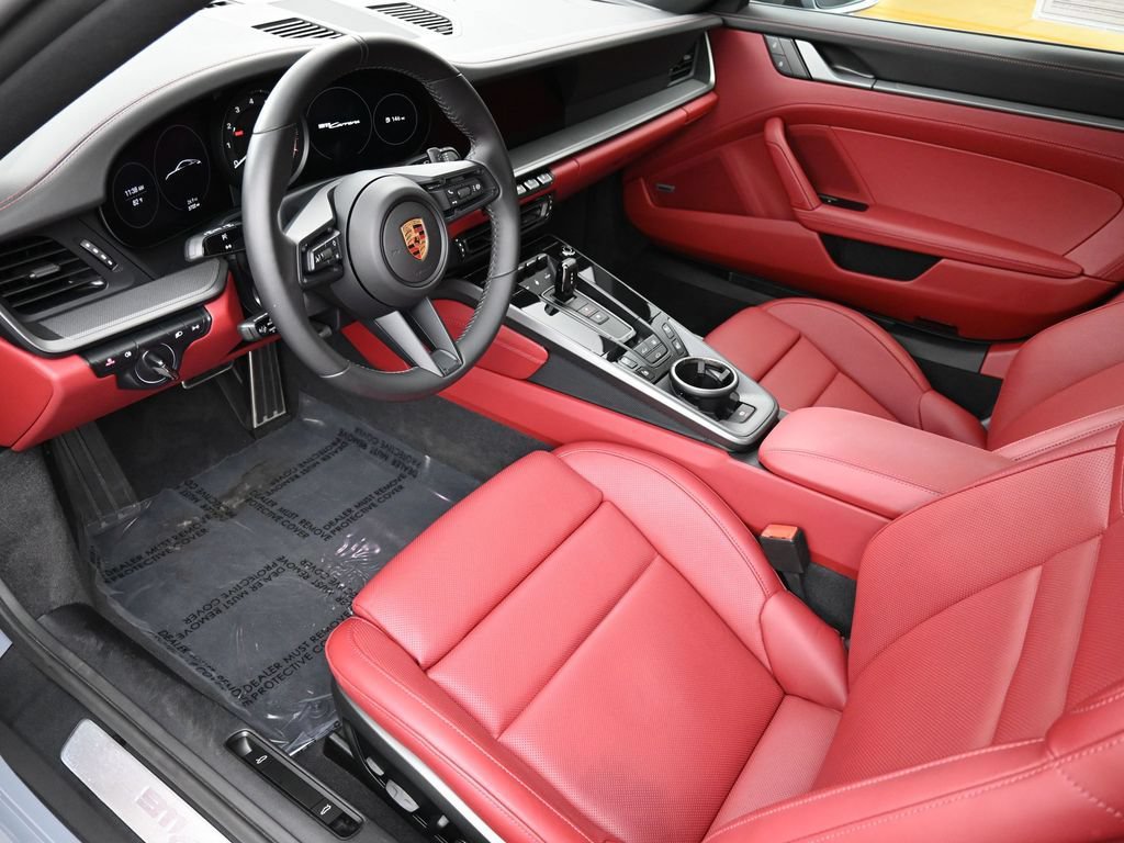 Certified 2024 Porsche 911 Carrera RWD image 4
