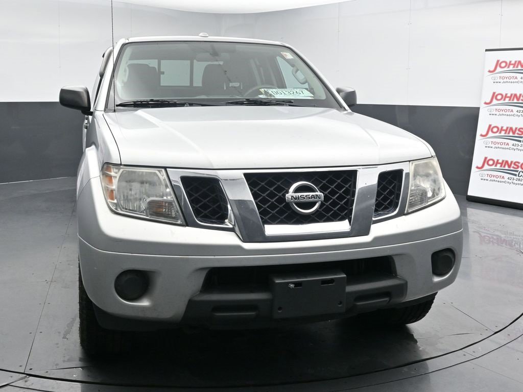 Used 2017 Nissan Frontier SV image 3