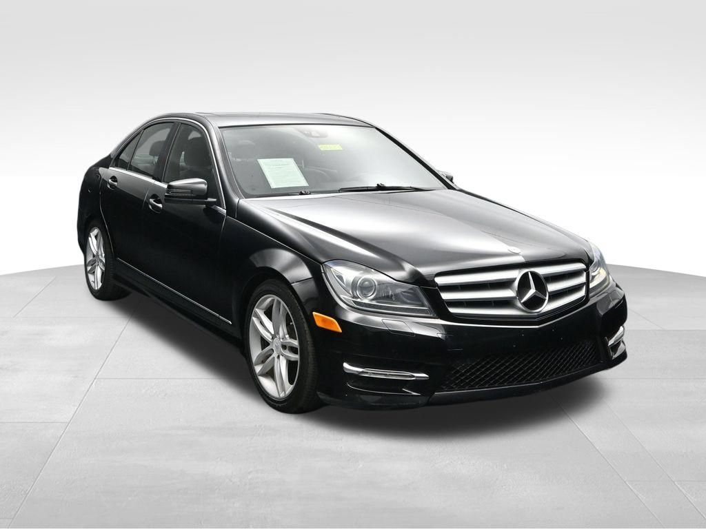 Used 2013 Mercedes-Benz C 300 4MATIC Sedan image 7