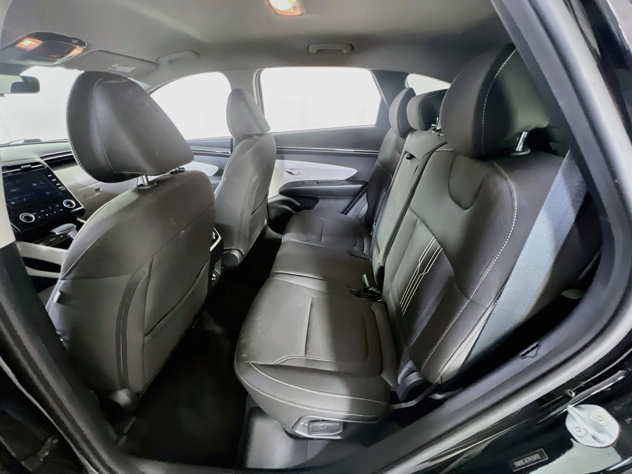 Used 2023 Hyundai Tucson SEL AWD/4WD image 23