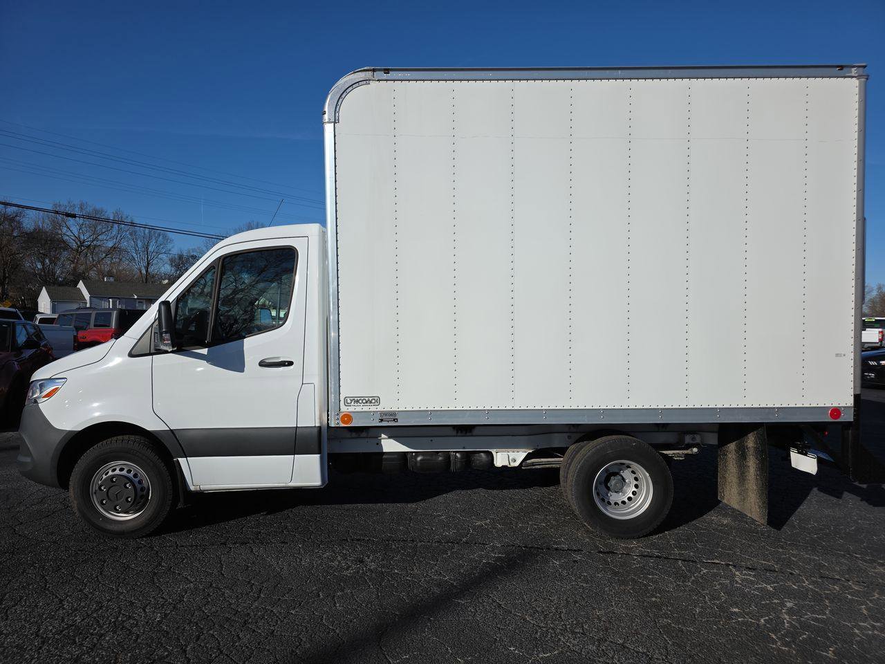Used 2023 Mercedes-Benz Sprinter 4500 image 19