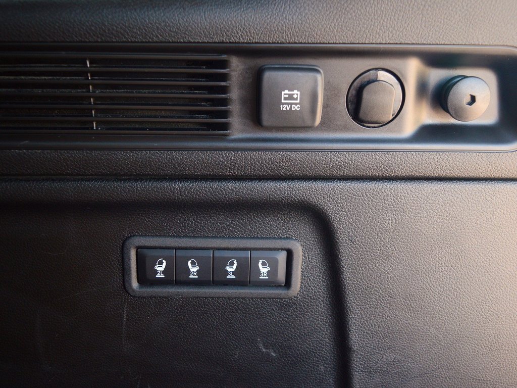 Used 2024 Jeep Wagoneer L Series III w/ Flexible Seating Group image 7