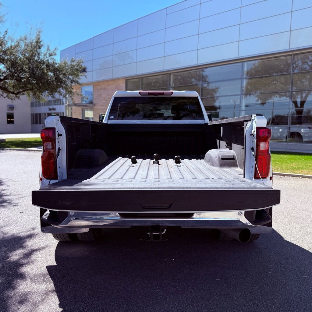 Used 2025 Chevrolet Silverado 3500 LT w/ Safety Package image 33