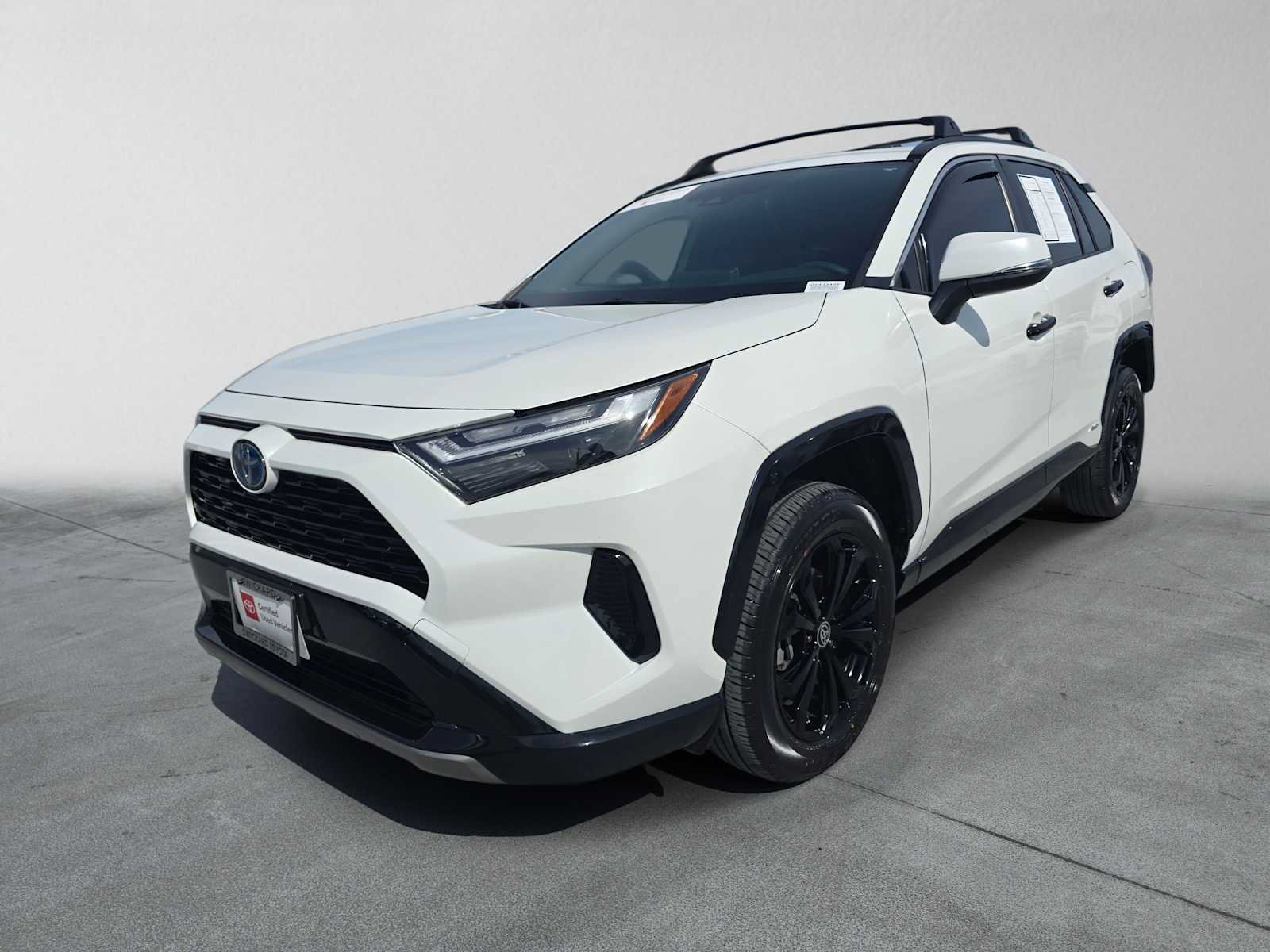 Used 2023 Toyota RAV4 SE w/ Convenience Package AWD/4WD image 7