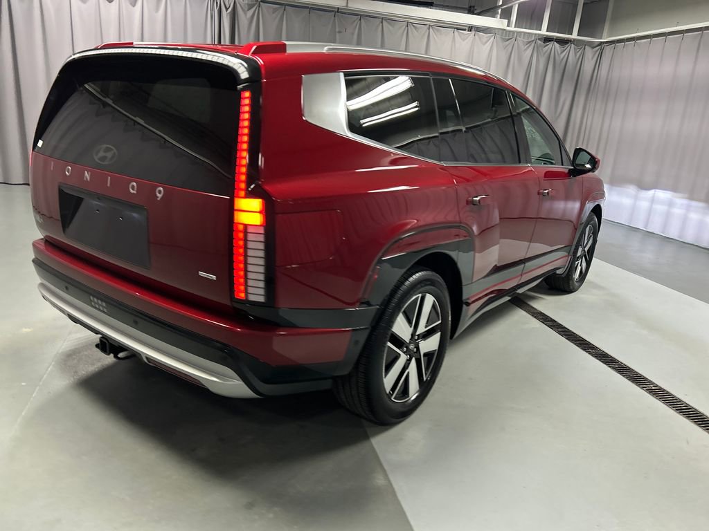 Used 2026 Hyundai Ioniq 9 SEL w/ Tow & Go Package image 7