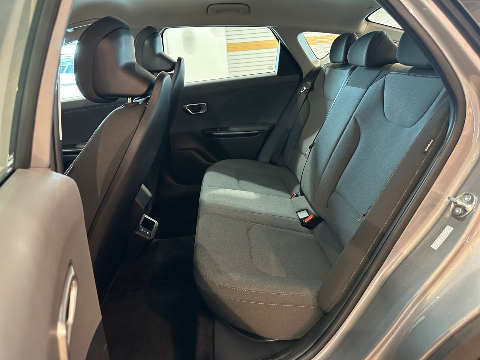 Used 2025 Kia K4 LXS image 24