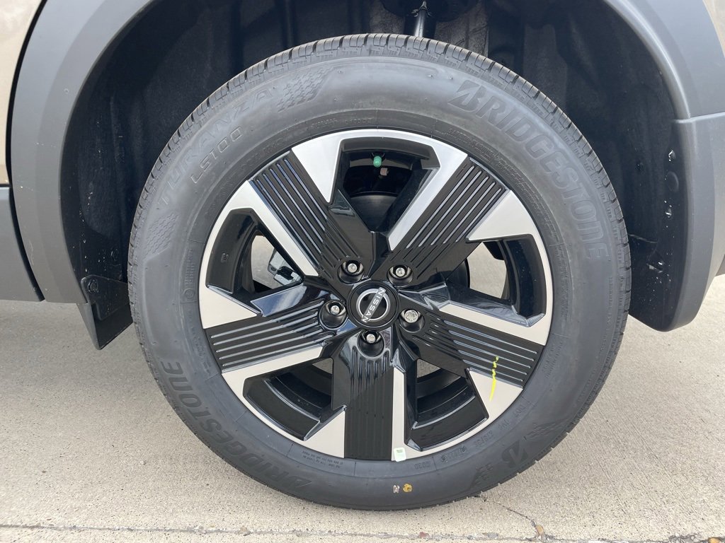 New 2026 Nissan Kicks SV w/ Cold Weather Package image 20