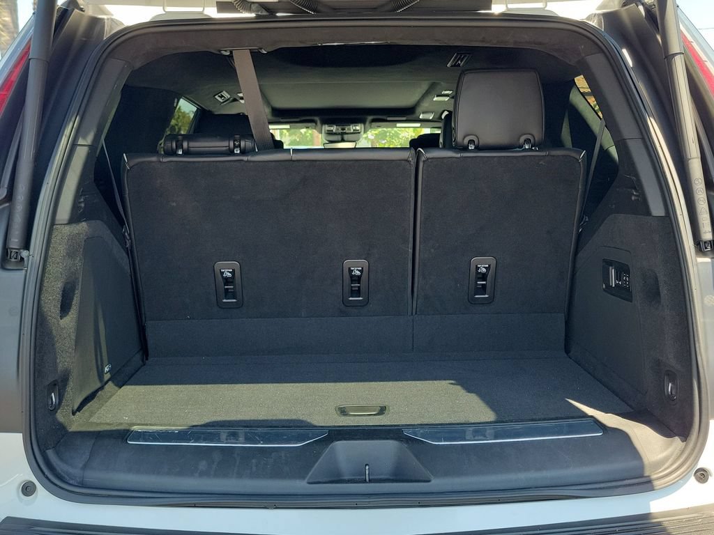 Certified 2022 Cadillac Escalade Sport Platinum w/ Heavy-Duty Trailer Package AWD/4WD image 26