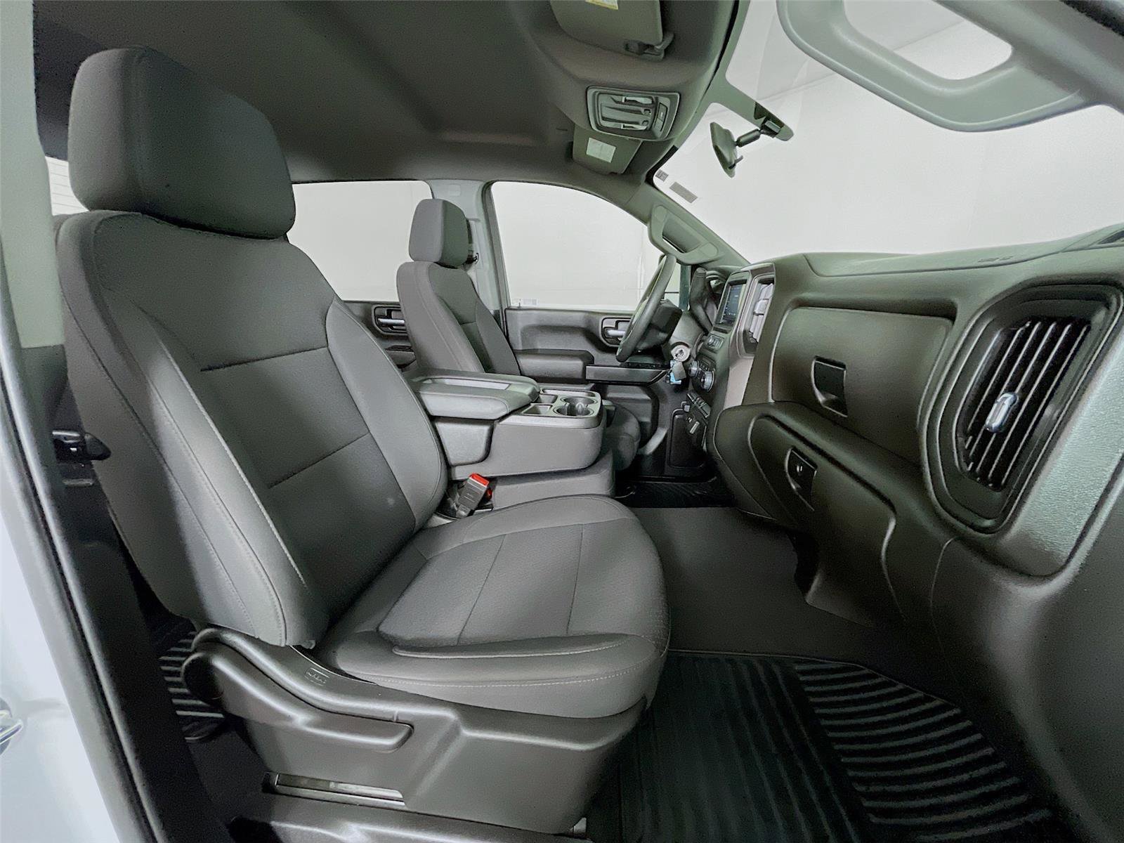 Certified 2023 Chevrolet Silverado 2500 Custom w/ Gooseneck/5TH Wheel Package image 29