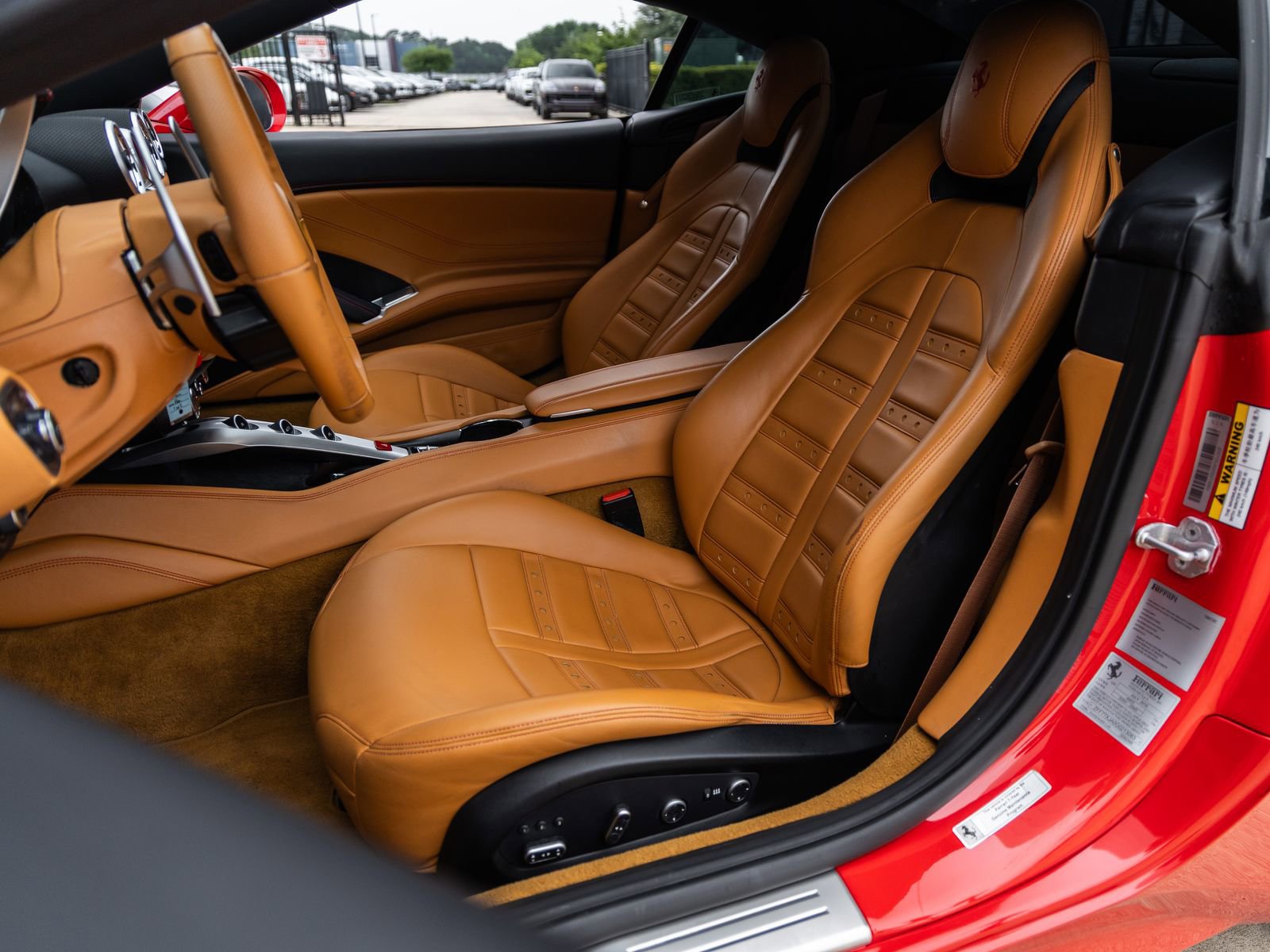 Used 2016 Ferrari California T RWD image 31
