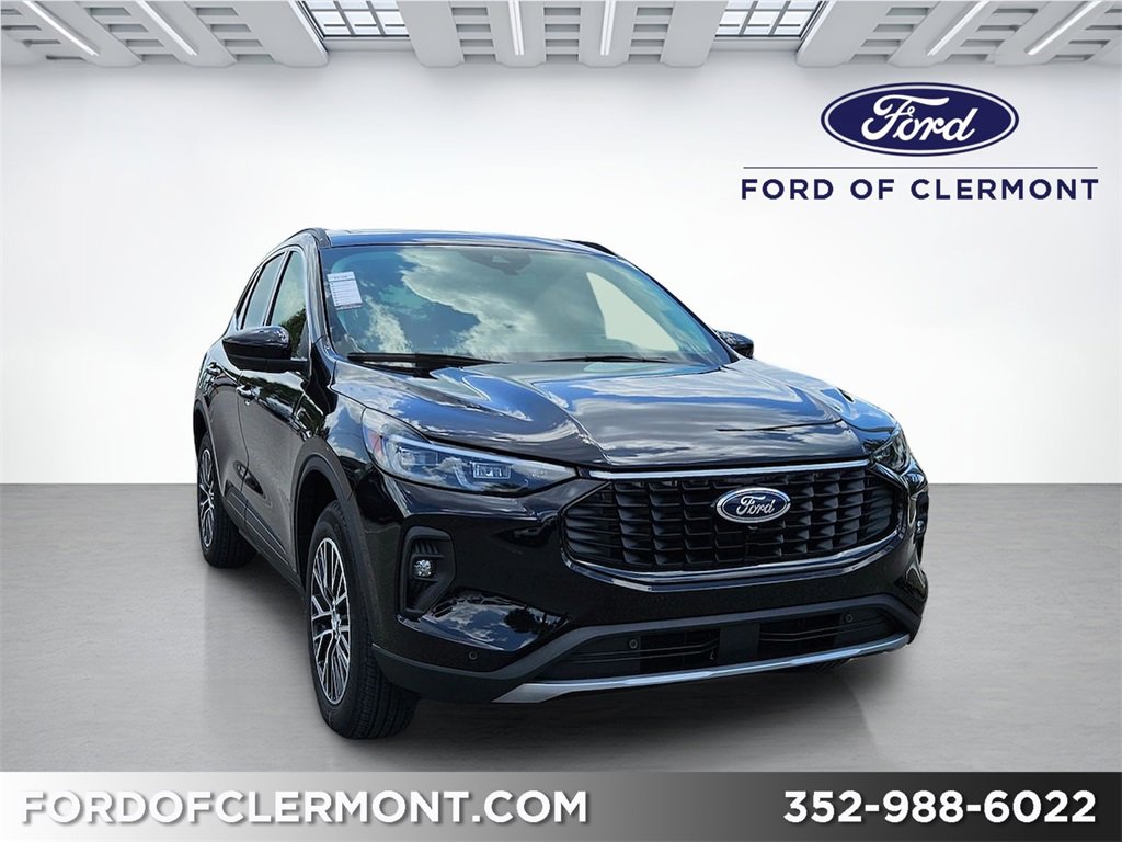 New 2025 Ford Escape SE w/ PHEV Premium Package