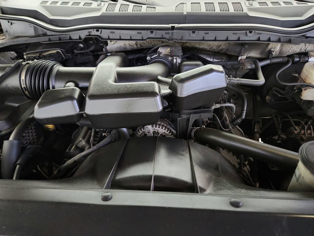 Used 2019 Ford F250 Lariat w/ Lariat Ultimate Package AWD/4WD image 39