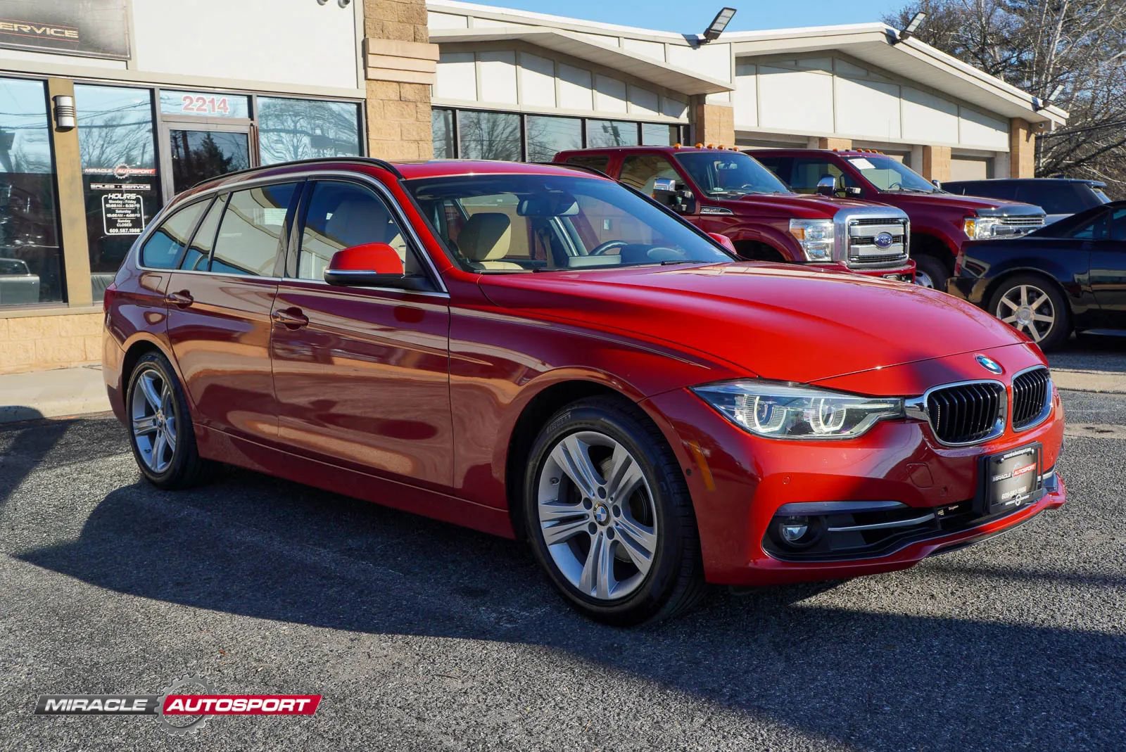 Used 2017 BMW 330i xDrive 330i xDrive Sport Wagon 4D image 9