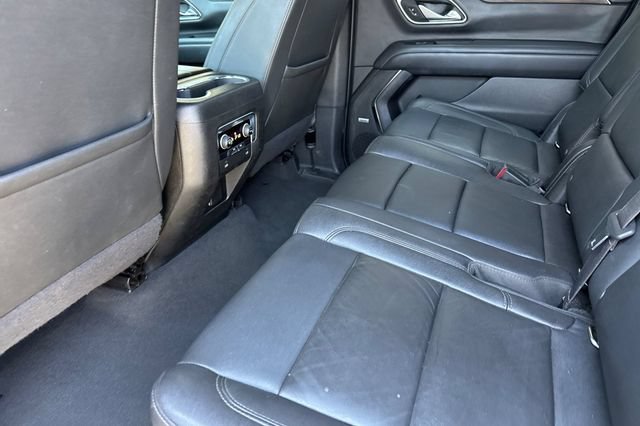 Used 2022 Chevrolet Suburban LT AWD/4WD image 14