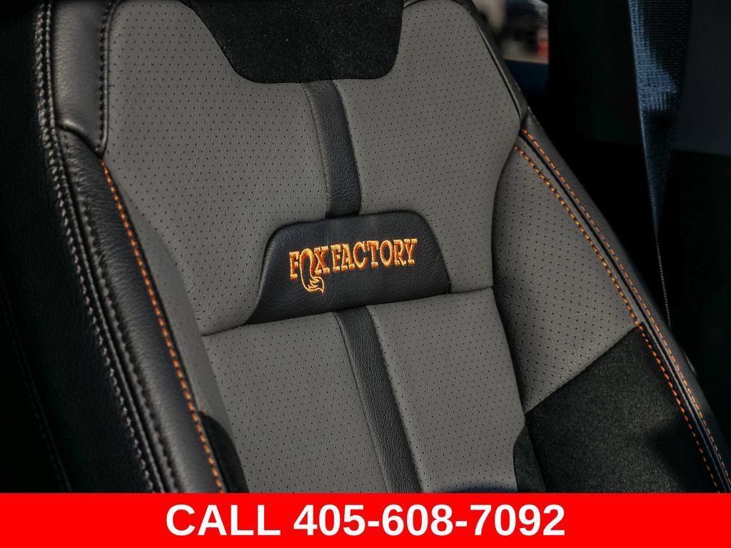 Used 2025 Chevrolet Silverado 1500 LTZ AWD/4WD image 32