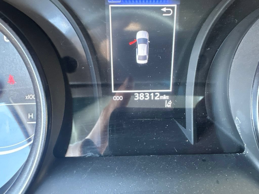 Used 2024 Toyota Camry SE FWD image 2