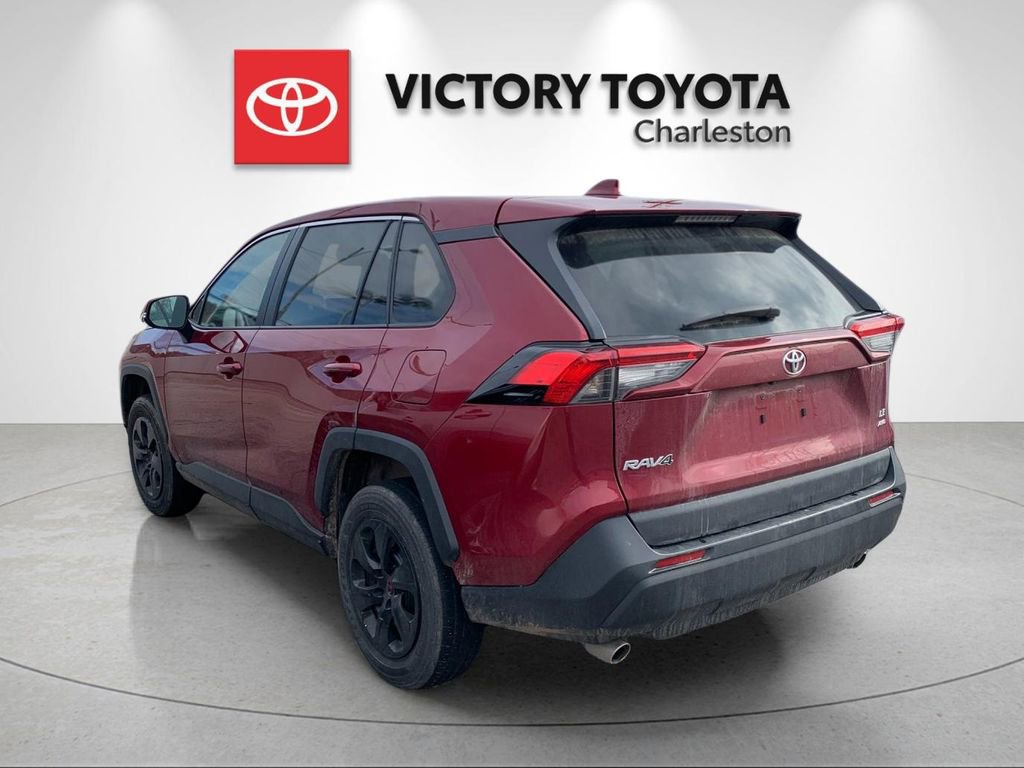 Used 2025 Toyota RAV4 LE image 2
