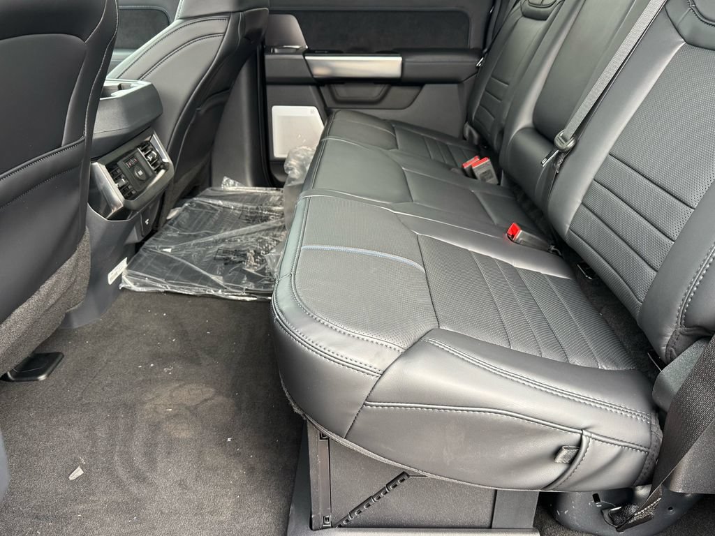 New 2026 Ford F350 Platinum w/ Tremor Off-Road Package AWD/4WD image 11