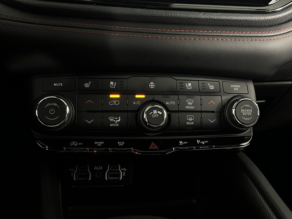 Used 2023 Dodge Durango GT image 21