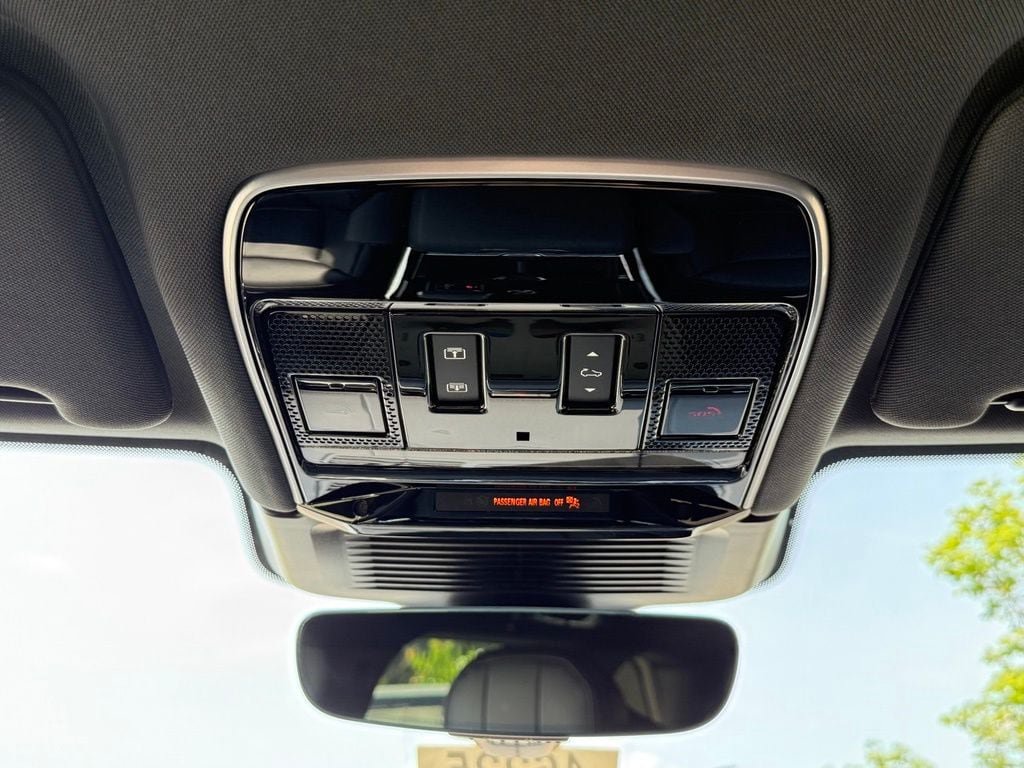 New 2026 Land Rover Range Rover Sport SE AWD/4WD image 24