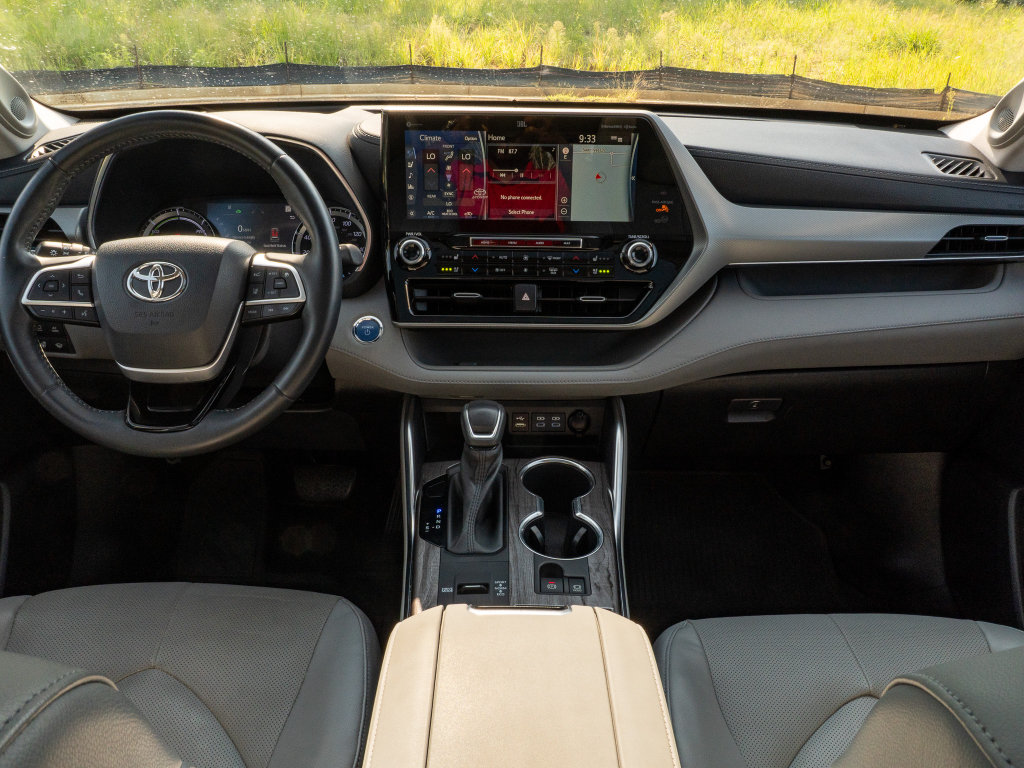 Used 2022 Toyota Highlander Platinum AWD/4WD image 22