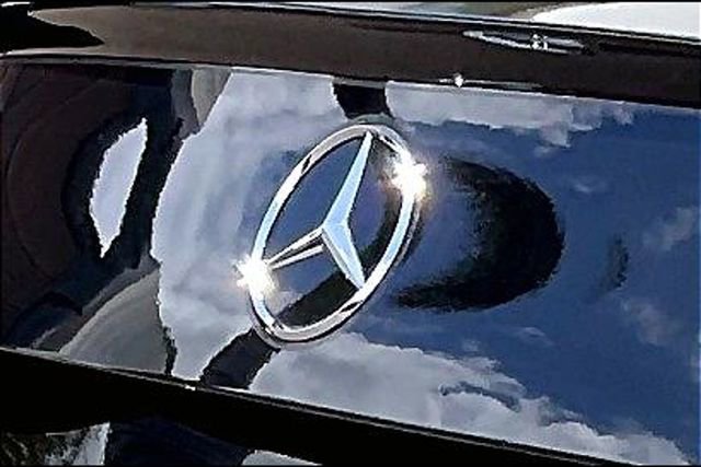 Used 2023 Mercedes-Benz C 300 Sedan image 8