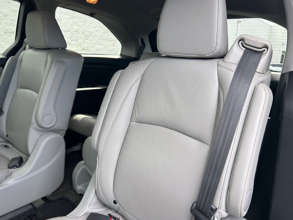 Used 2024 Honda Odyssey EX-L image 19