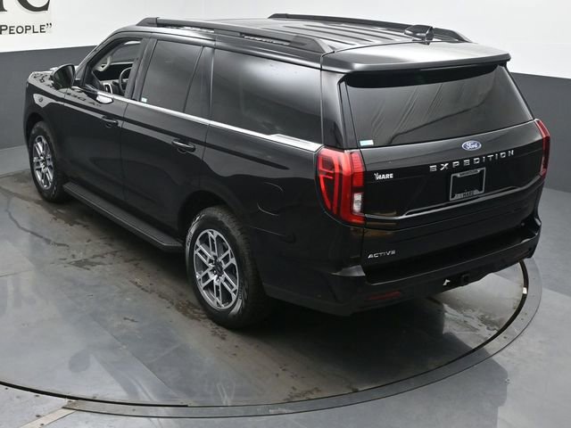 Used 2025 Ford Expedition Active AWD/4WD image 45