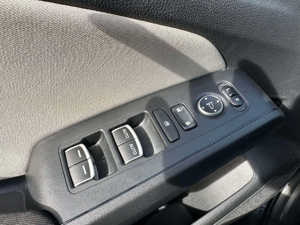 Certified 2022 Honda Civic EX image 30
