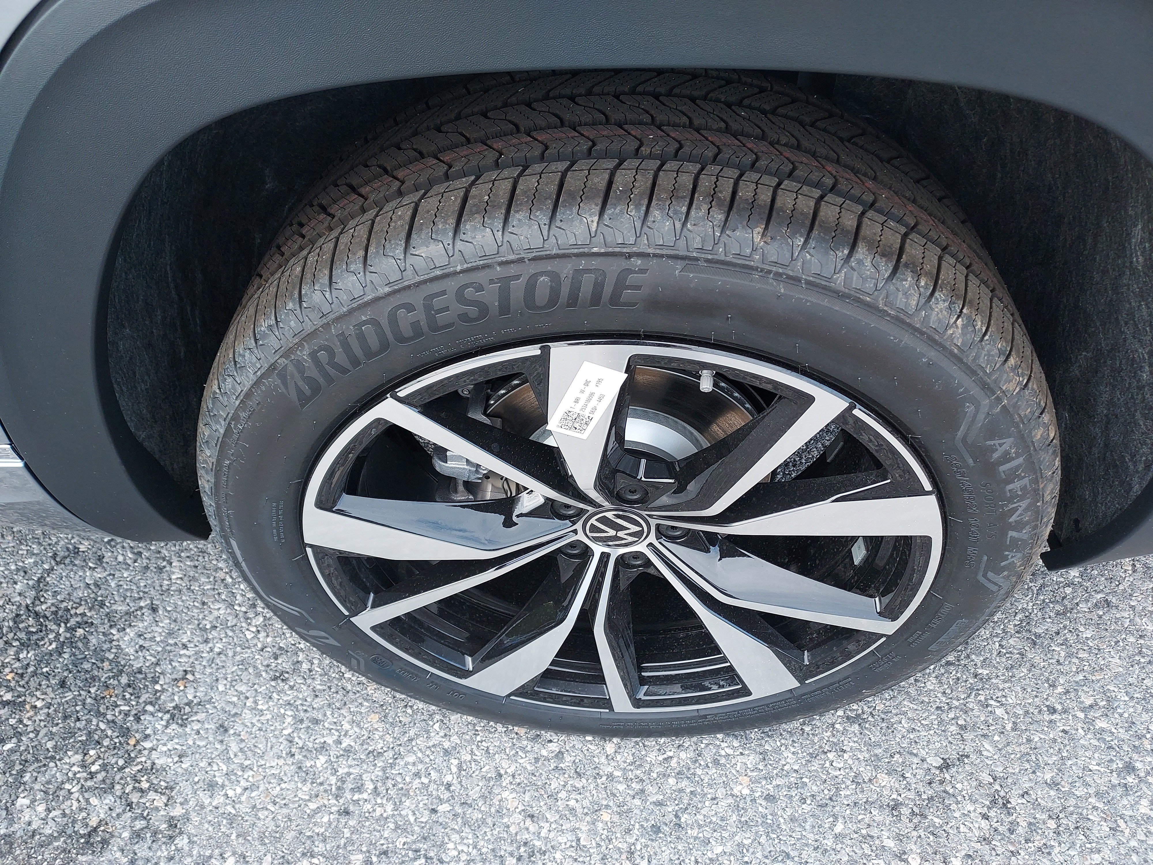 New 2026 Volkswagen Atlas SEL Premium R-Line image 10