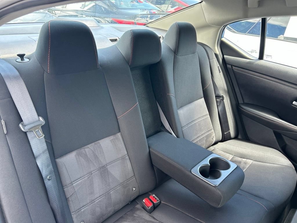 Certified 2024 Nissan Sentra SR FWD image 46