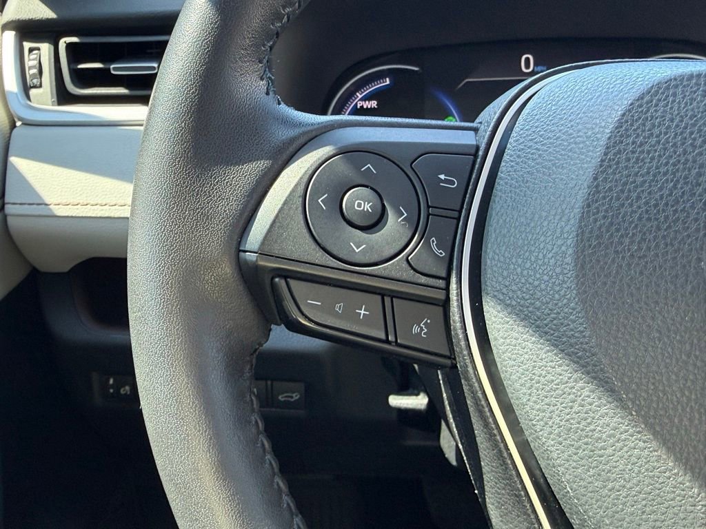 Used 2022 Toyota RAV4 Limited image 25