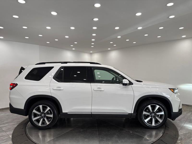 Used 2025 Honda Pilot Elite image 7