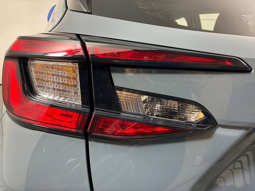 Certified 2025 Subaru Crosstrek 2.0i Premium image 8